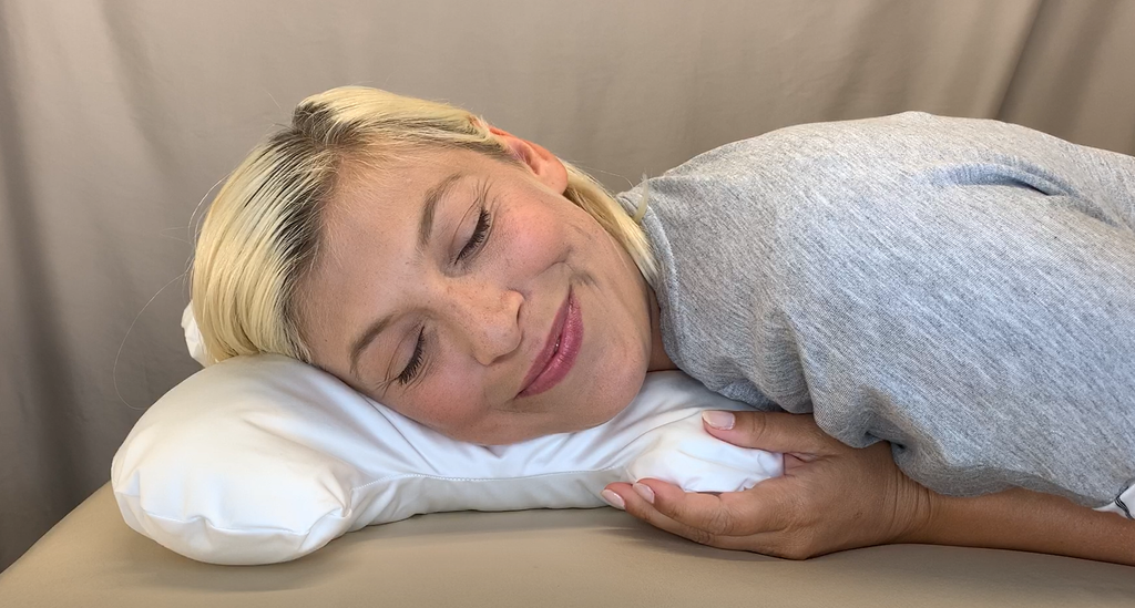 Le Grand Pillow Satin