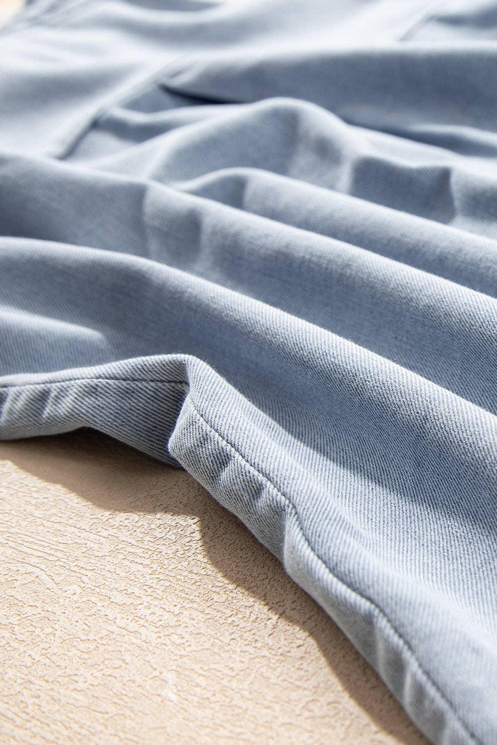PRETTY BASH Chambray Ruffle Short Puff Sleeve Buttoned Shirt
