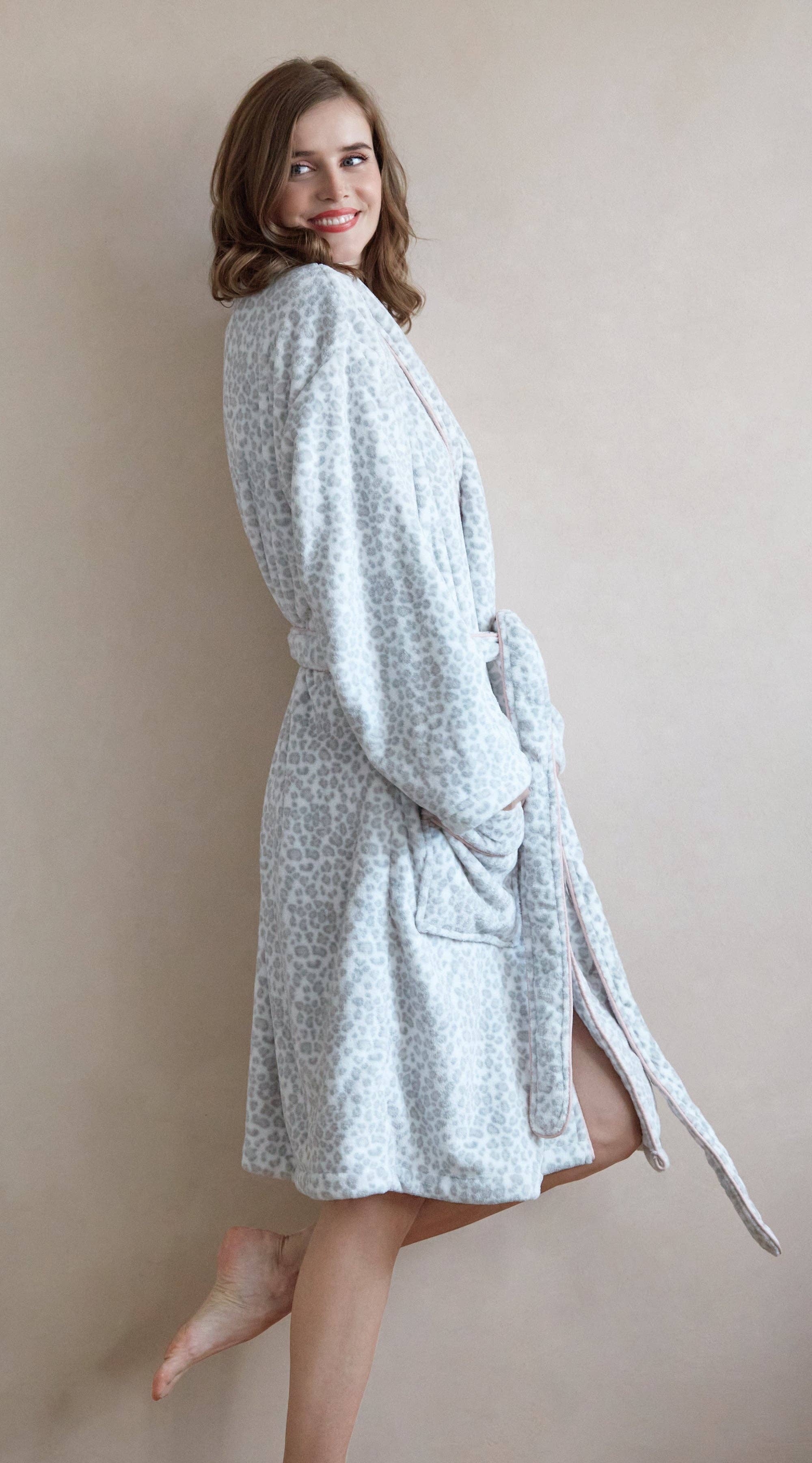 LELO LEOPARD PRINT ROBE, GREY