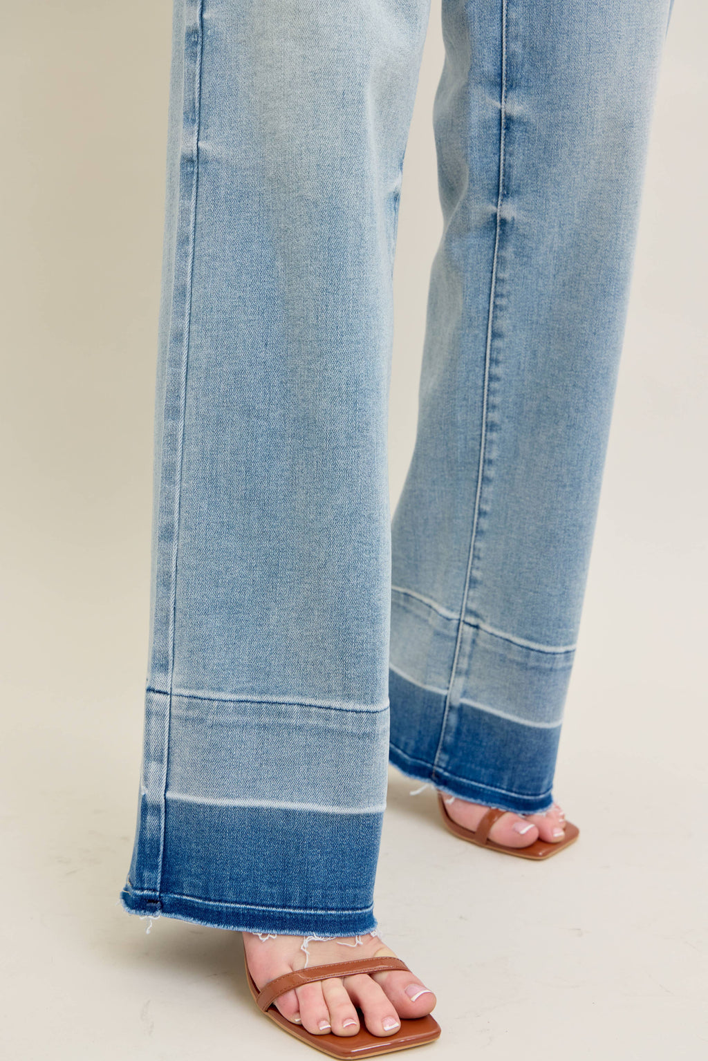 Light Wash Release Hem Wide Leg