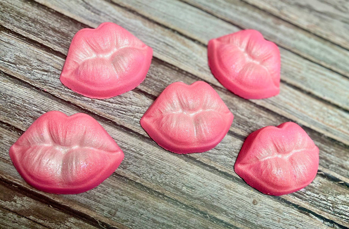 Sugar Lips Bath Bomb
